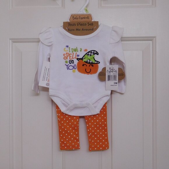 NWT 4pc Baby Essentials Halloween Pumkin Bodysuit Pants Socks Headband 3 Mos - Picture 1 of 2